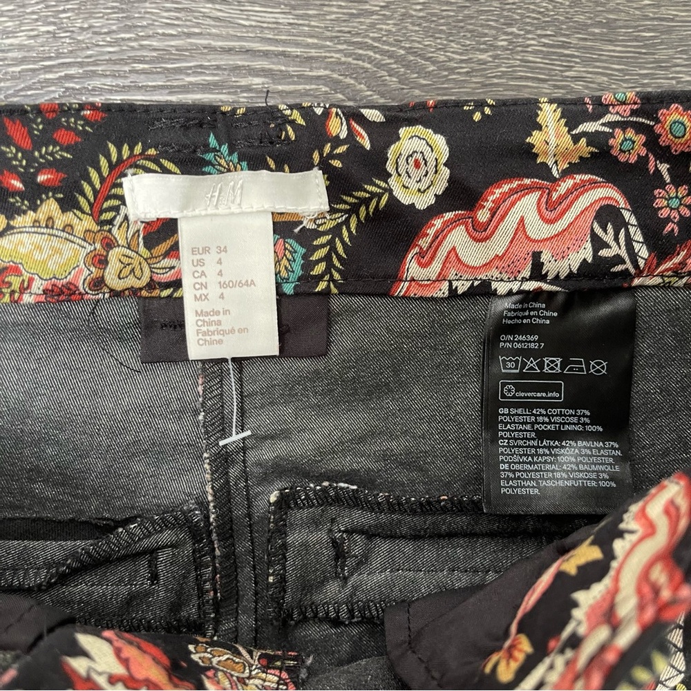 H&M Cigarrette Trousers Floral Patterned Pants Size 4 - Picture 2 of 7